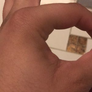 Meet your Posher, Elias